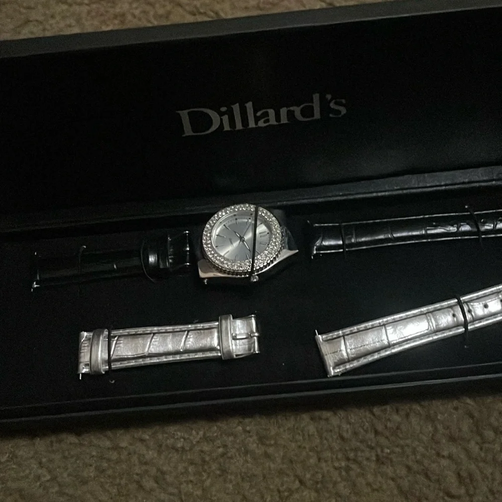 watch bundle ! - Picture 1 of 1